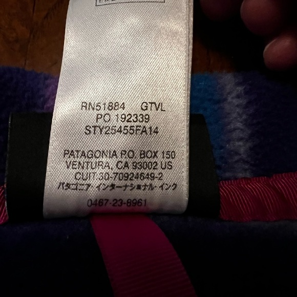 PATAGONIA WOMEN’S SYNCHILLA JACKET SIZE MEDIUM PURPLES AND BLUES - Picture 9 of 12